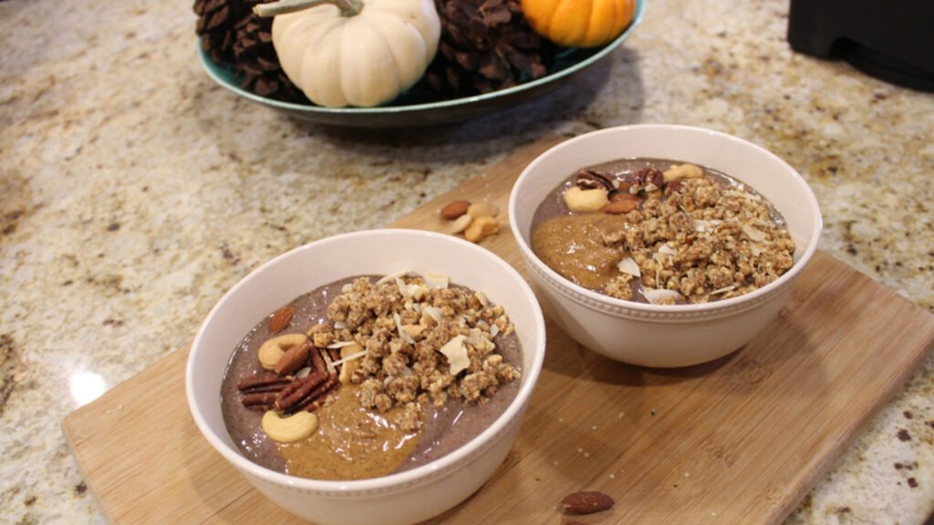 Pumpkin Spice Smoothie Bowls